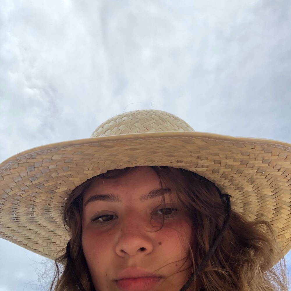 Meet your Posher, Ayrella